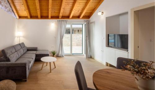 Three-Bedroom Vacation Home 