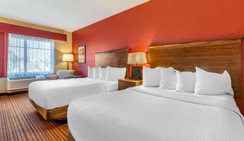 Queen Room with Two Queen Beds - Disability Access