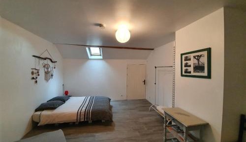 Triple Room with Private Bathroom