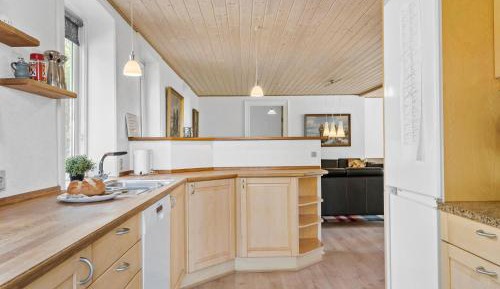Six-Bedroom Holiday Home