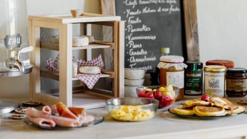 King Room with Garden View