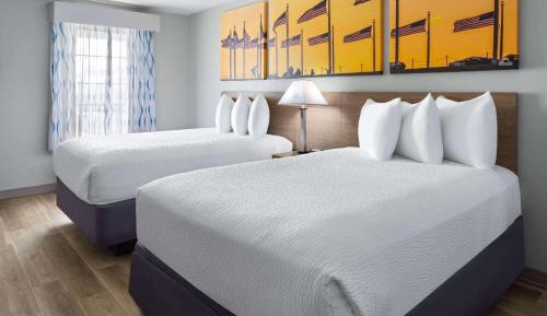 Double Room with Two Double Beds - Smoking