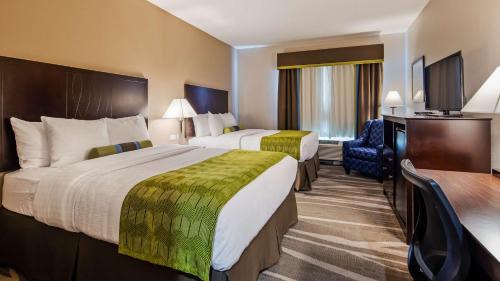 Queen Room with Two Queen Beds - Non-Smoking