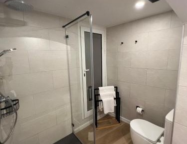 Studio - Split Level