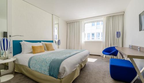 Standard Room - 1 King Bed