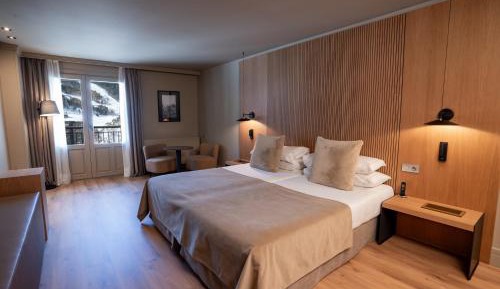Deluxe Double Room with Balcony