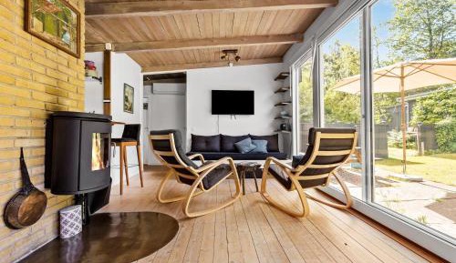Three-Bedroom Vacation Home 