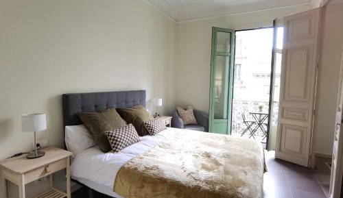 Three-Bedroom Deluxe Apartment