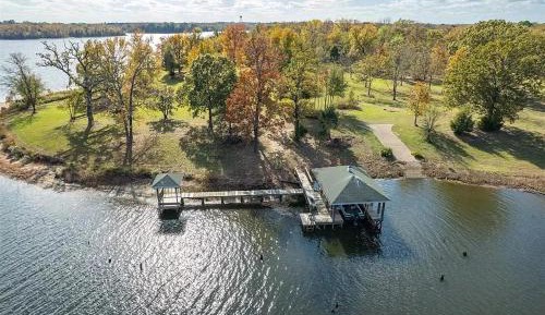 Three-Bedroom Vacation Home 