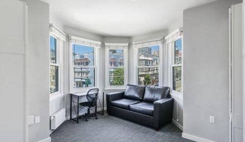 Studio with Bay Windows & City View