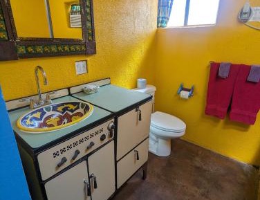 Queen Room with Spa Bath