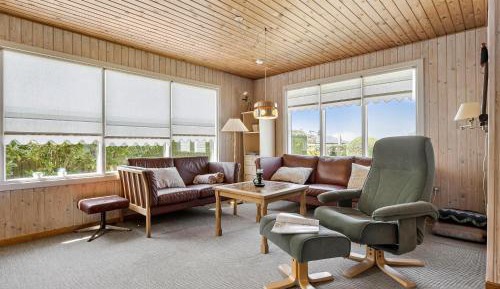Three-Bedroom Vacation Home 