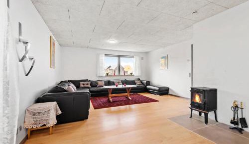 Three-Bedroom Vacation Home 