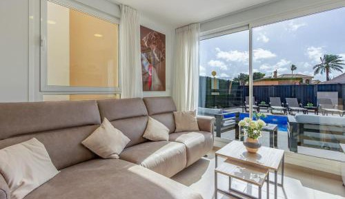 Three-Bedroom Vacation Home 