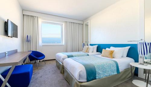  Standard Room with Twin Bed
