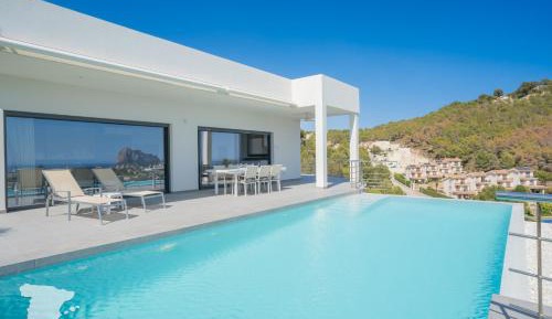 Villa with Sea View