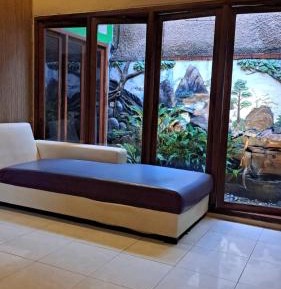 Double Room with Shared Toilet