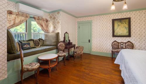 Double Room with Extra Bed