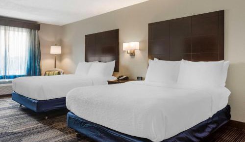 Queen Room with Two Queen Beds - Non-Smoking