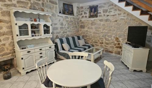 Apartment - Split Level
