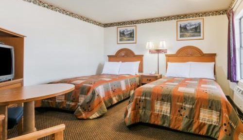 Double Room with Two Double Beds - Non-Smoking