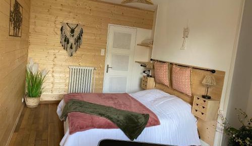 Double Room with Private Bathroom