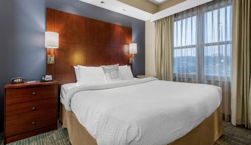 One-Bedroom King Suite with Sofa Bed