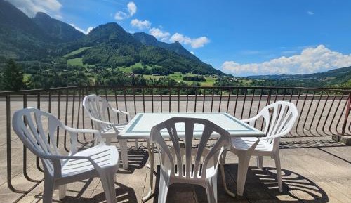 One-Bedroom Apartment with Balcony and Mountain View  