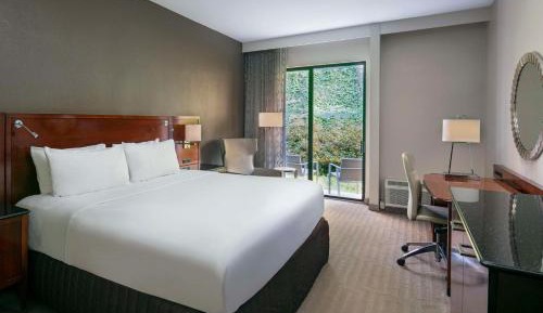 Executive King Room