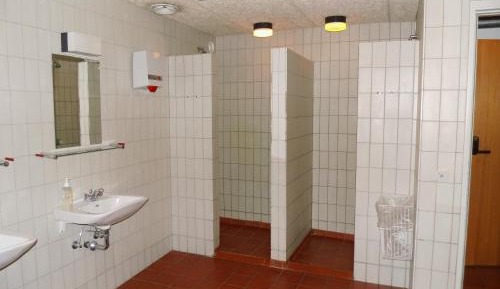 Economy Room with Shared Bathroom