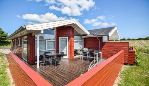 Two-Bedroom Holiday Home