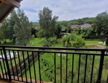 Apartment with Garden View