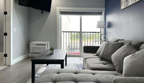 Family Suite with Jacuzzi