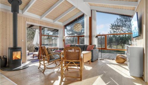 Three-Bedroom Vacation Home 
