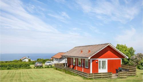 Three-Bedroom Vacation Home 