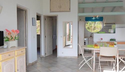 Apartment with Shower