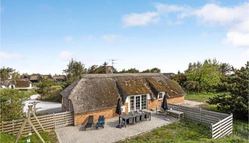 Three-Bedroom Vacation Home 