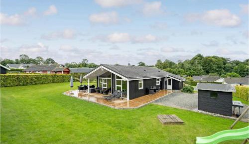 Four-Bedroom Vacation Home