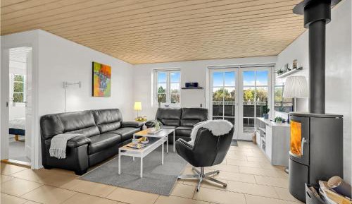 Three-Bedroom Vacation Home 