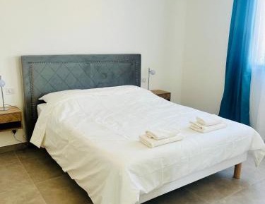 Quadruple Room with Private Bathroom