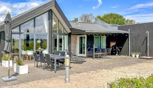 Three-Bedroom Vacation Home 