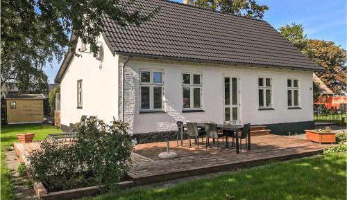 Three-Bedroom Vacation Home 