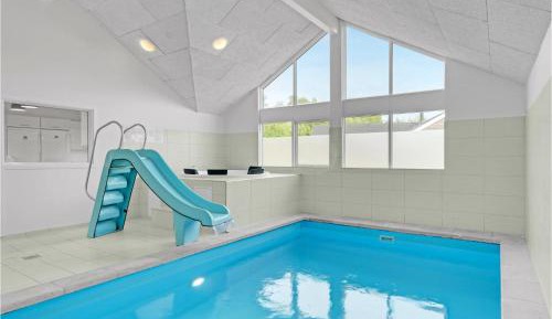 Six-Bedroom Holiday Home