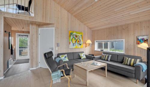 Three-Bedroom Vacation Home 