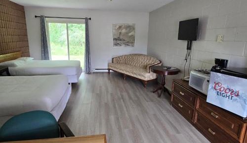 Double Room with Two Double Beds - Non-Smoking