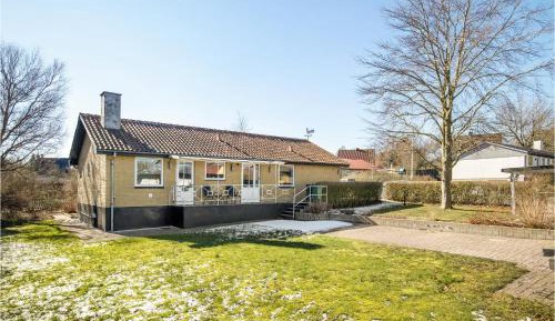 Two-Bedroom Holiday Home