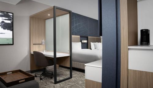 Queen Suite with Two Queen Beds and Trundle Sofa