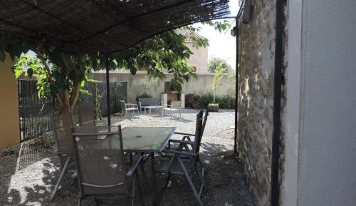 Superior Two-Bedroom Apartment (5 Adults)