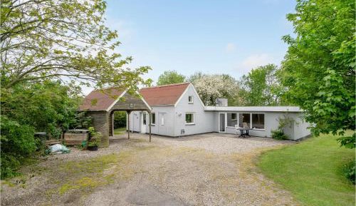 Two-Bedroom Holiday Home