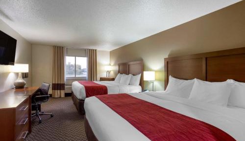 King Room with Two King Beds - Non-Smoking